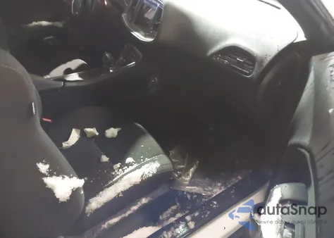 2022 Dodge Challenger Gt z USA, uszkodzony, nr VIN 2C3CDZJG4NH226485